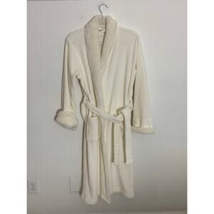 Pottery Barn Women's Robe size small